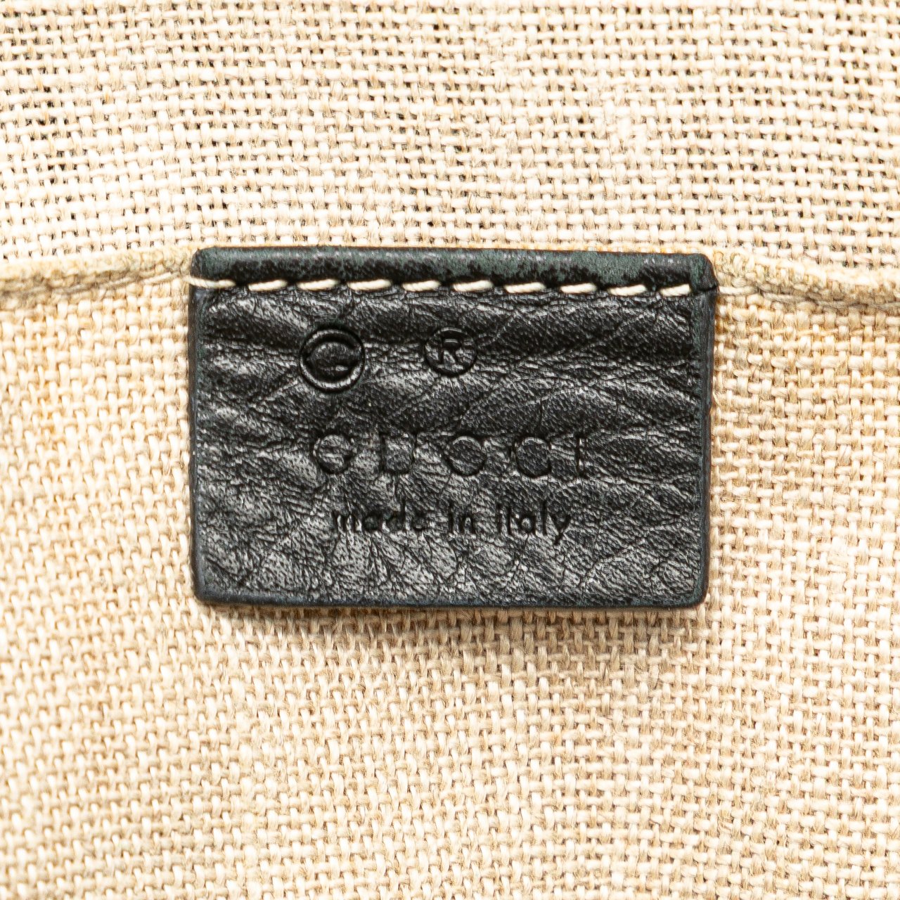 Gucci Mini Microguccissima Dome Satchel Zwart
