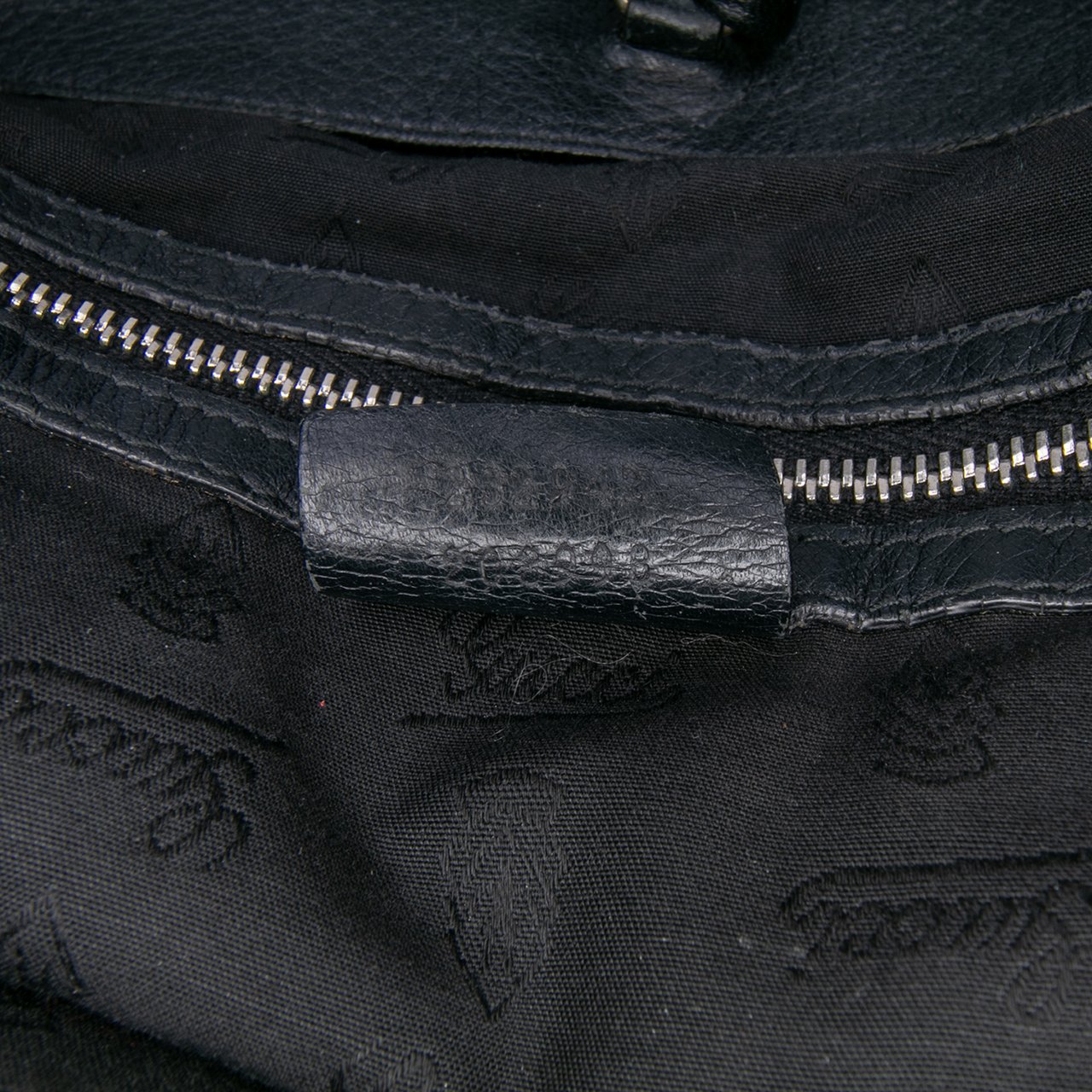 Gucci Large Pebbled Calfskin Bamboo Jungle Convertible Tote Zwart