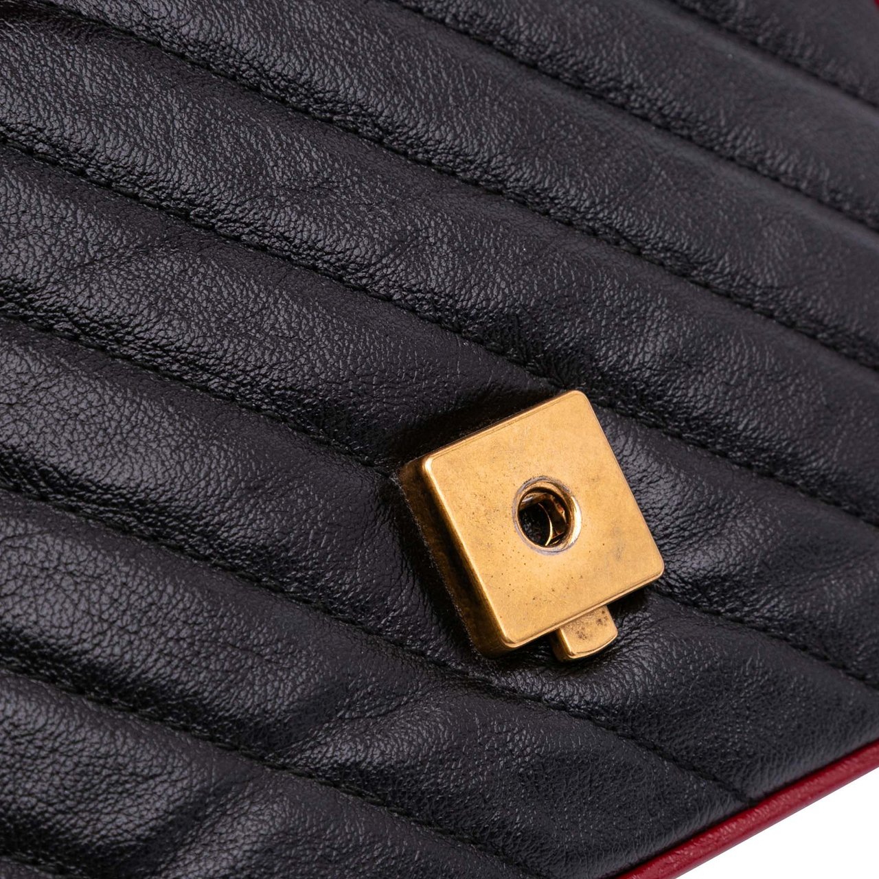 Gucci GG Marmont Matelasse Leather Torchon Top Handle Bag Zwart