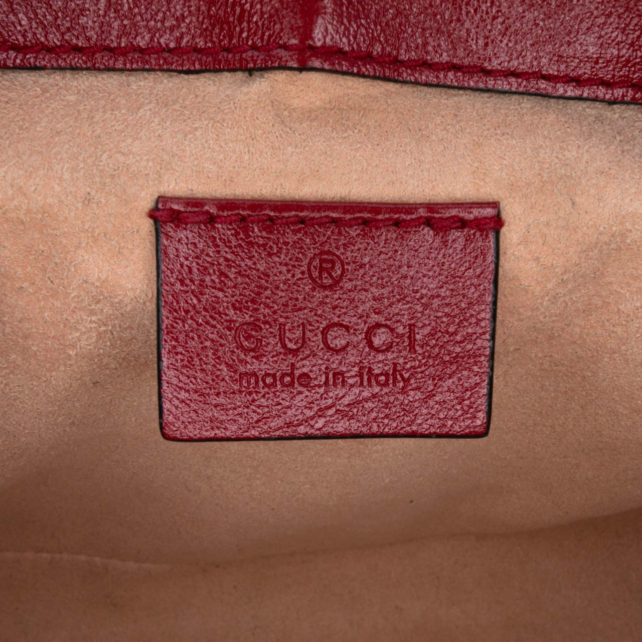Gucci GG Marmont Matelasse Leather Torchon Top Handle Bag Zwart