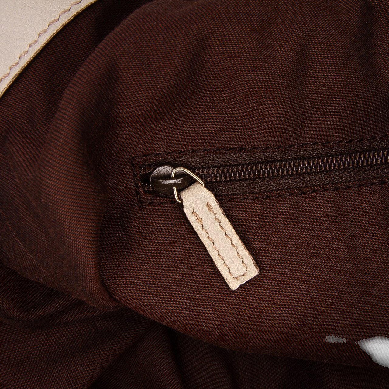 Gucci GG Canvas Sukey Satchel Bruin