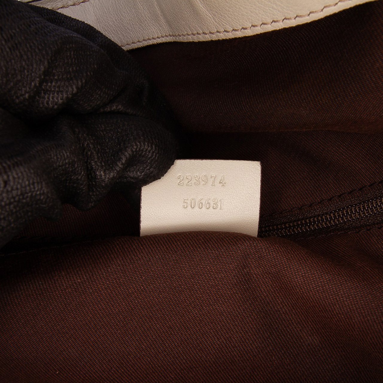 Gucci GG Canvas Sukey Satchel Bruin
