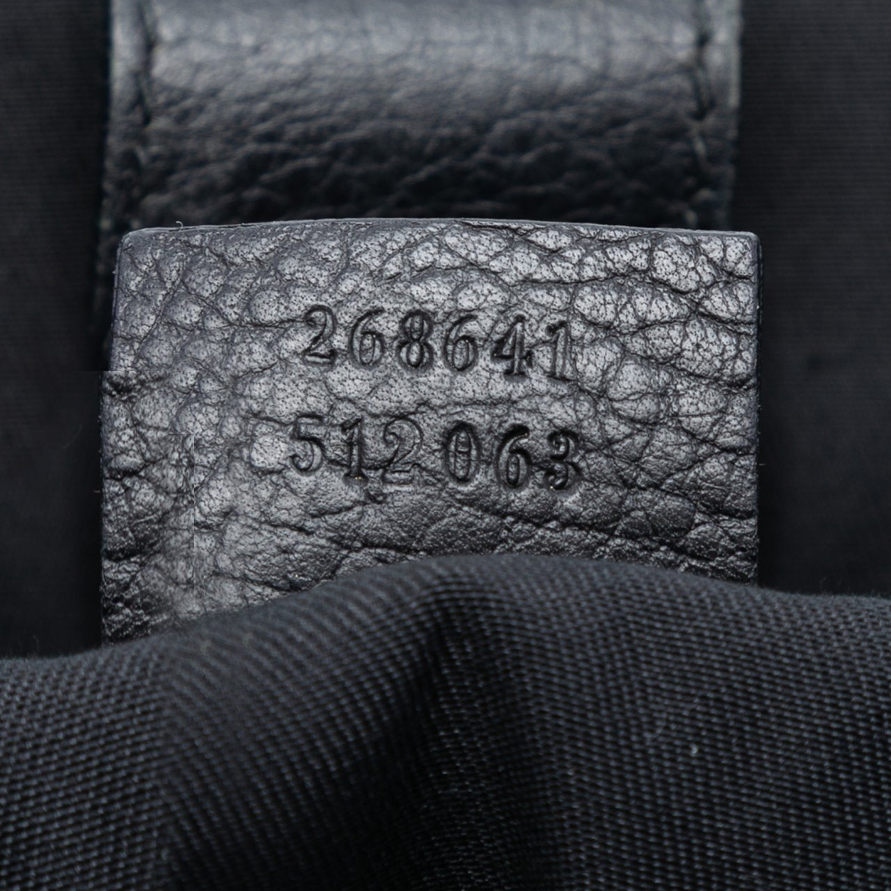 Gucci GG Denim Abbey D Ring Convertible Tote Zwart