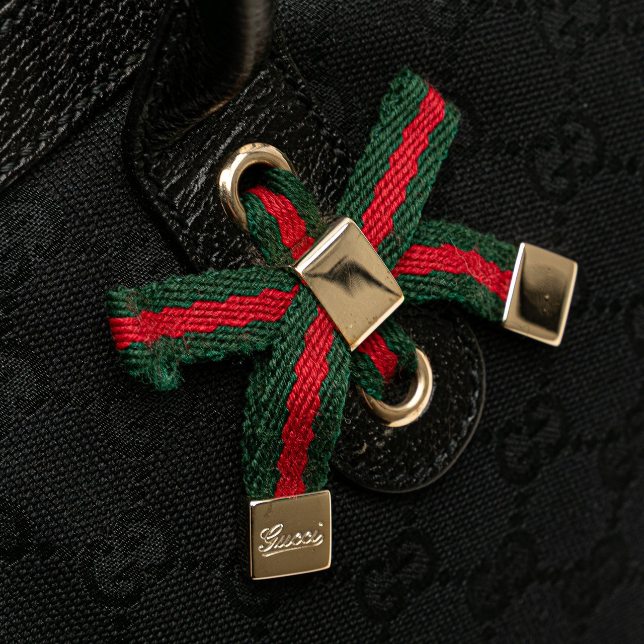 Gucci GG Canvas Princy Shoulder Bag Zwart