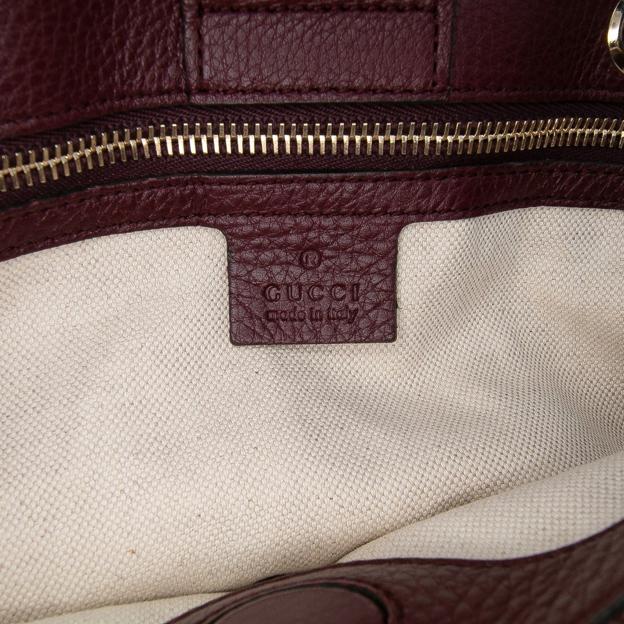 Gucci Medium Calfskin Bamboo Shopper Satchel Rood