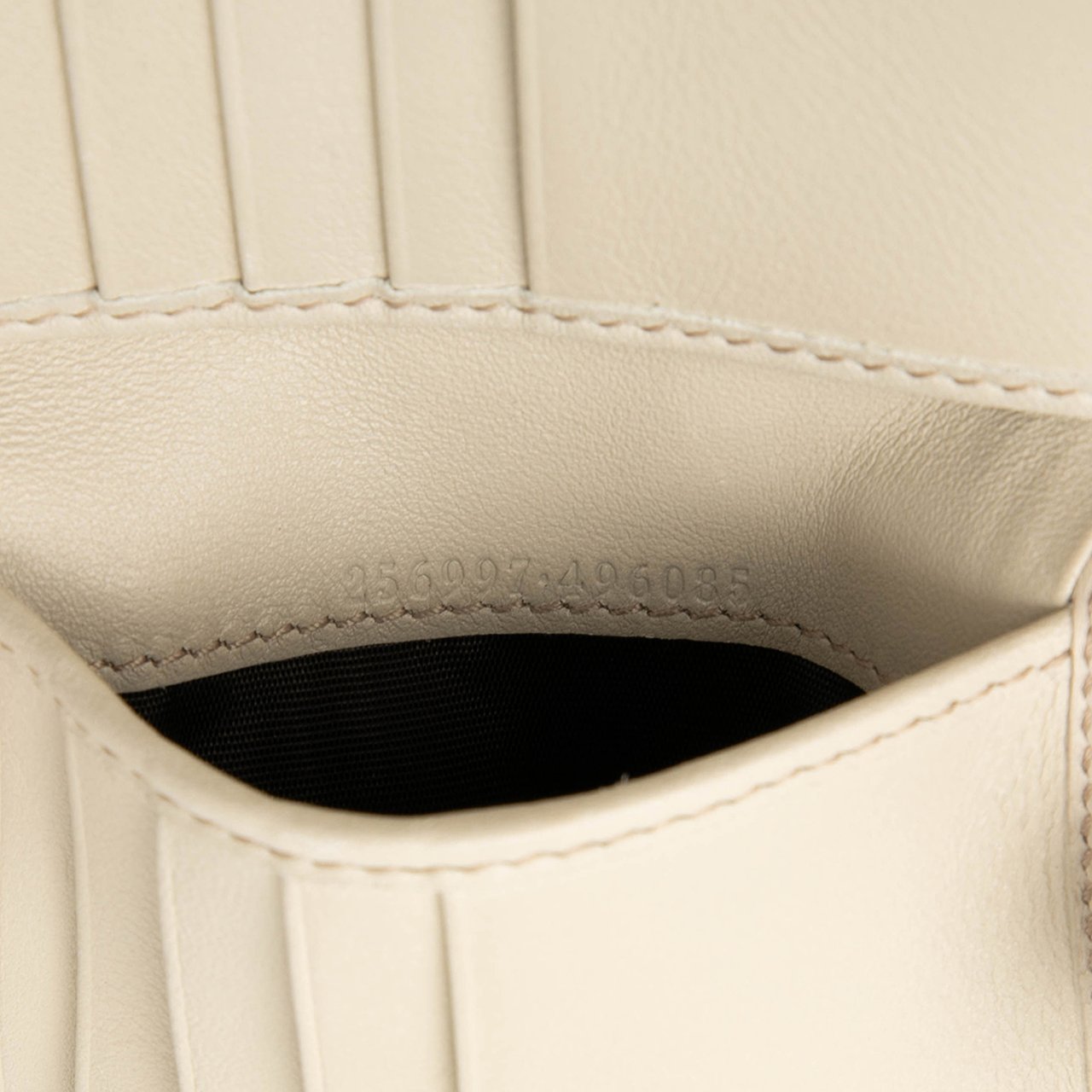 Gucci GG Canvas Princy Compact Wallet Bruin