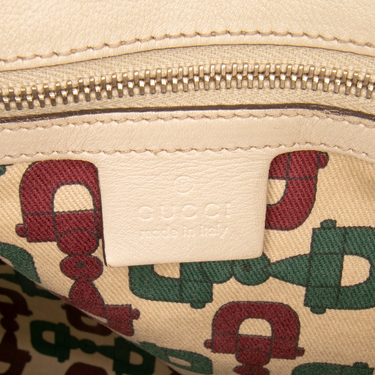 Gucci Guccissima Braided Peggy Tote Wit
