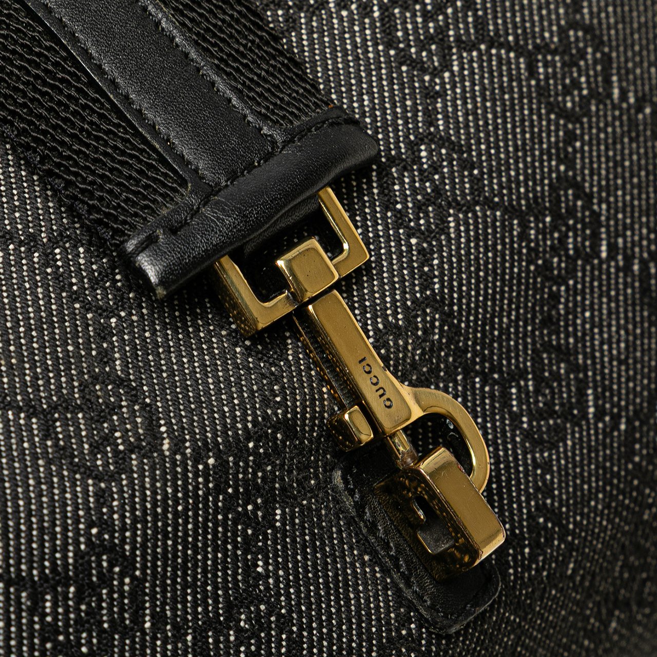 Gucci GG Denim Jackie Shoulder Bag Zwart