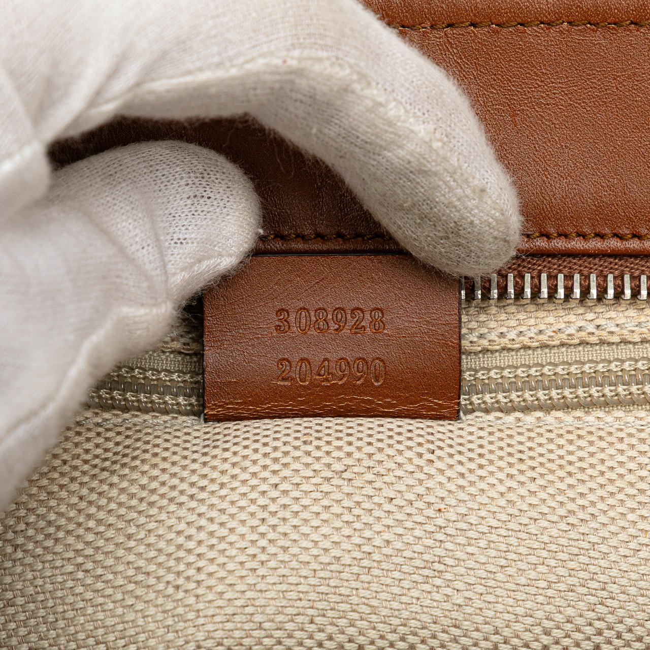 Gucci GG Canvas Tote Bruin