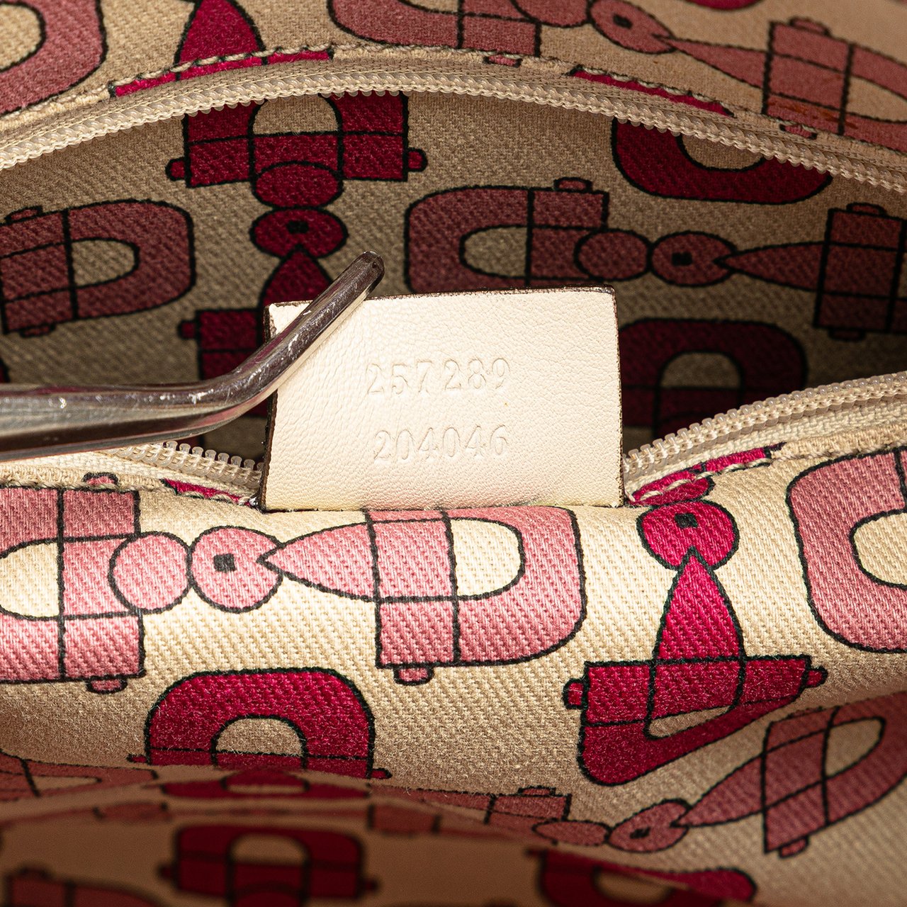 Gucci Guccissima Boston Bag Wit