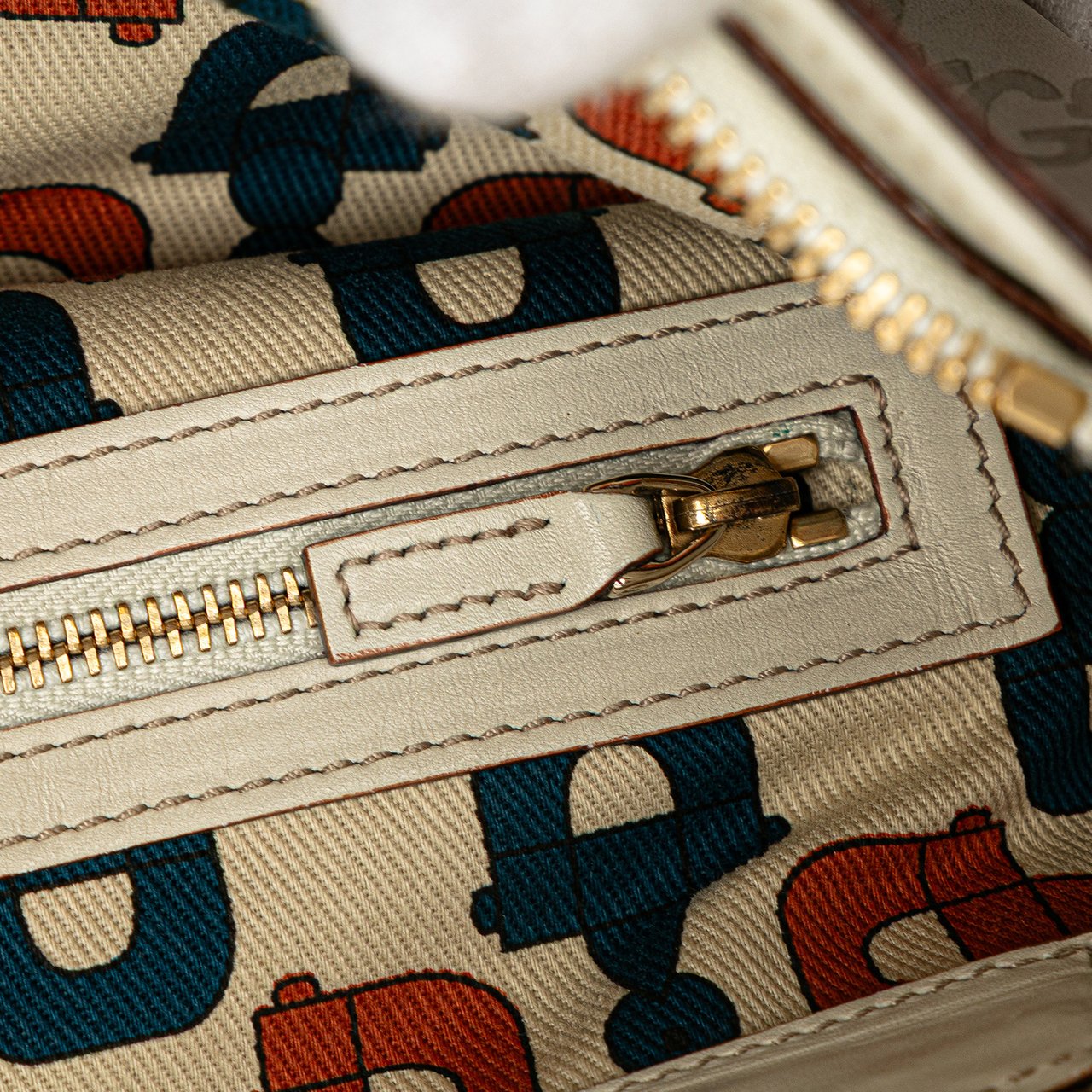 Gucci Guccissima Horsebit Creole Hobo Wit