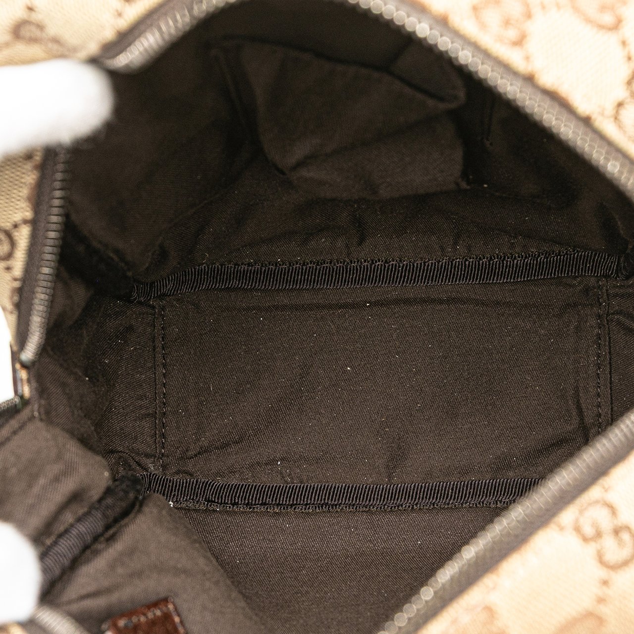 Gucci GG Canvas Crossbody Bruin