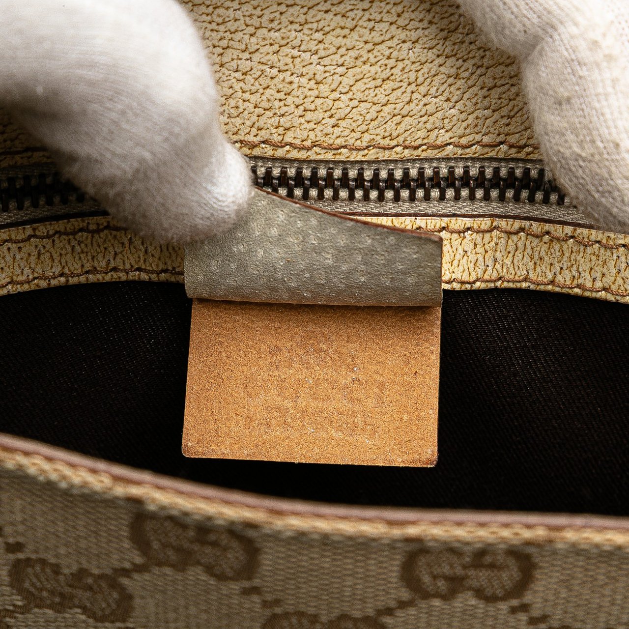 Gucci GG Canvas Nailhead Tote Bruin