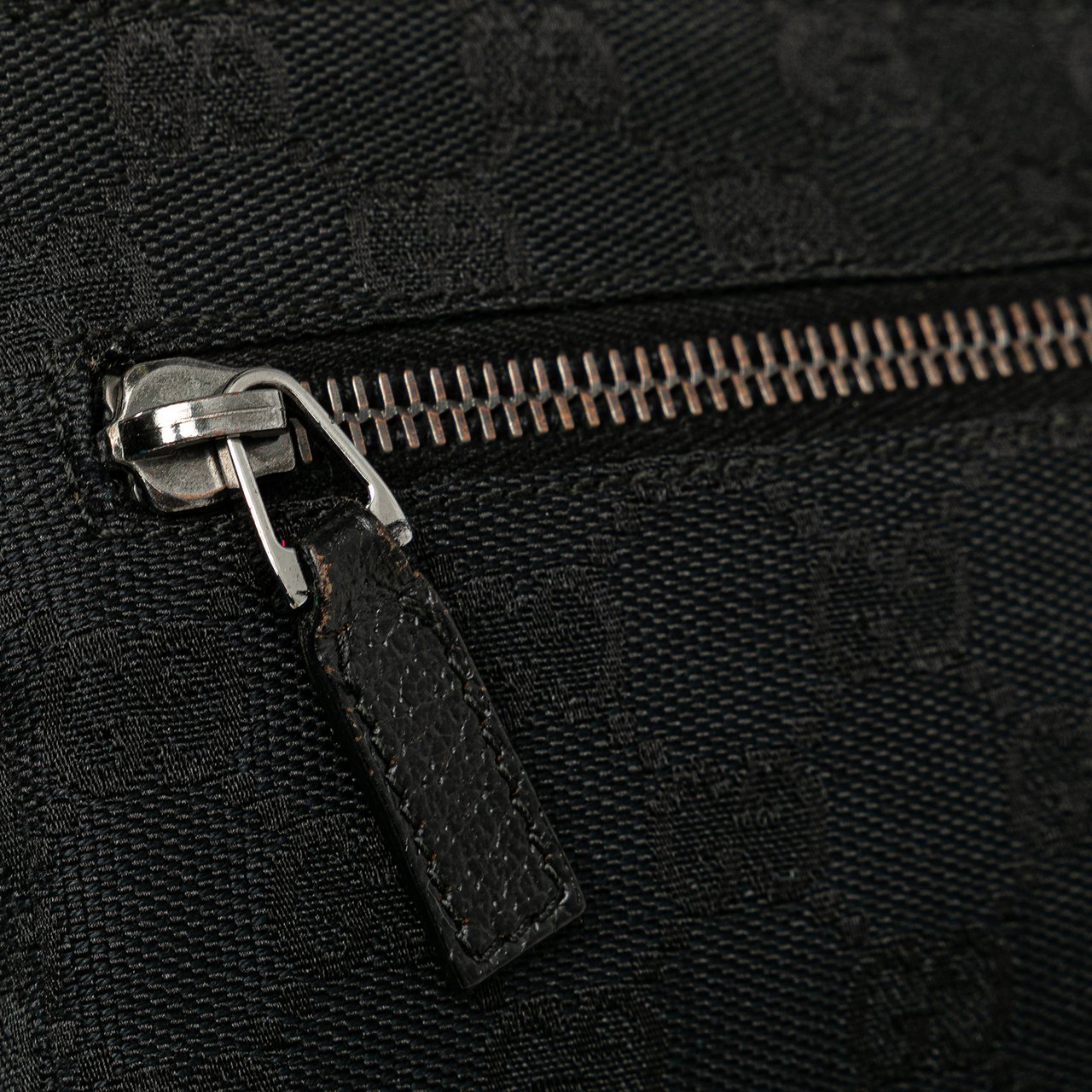 Gucci GG Canvas Double Pocket Belt Bag Zwart