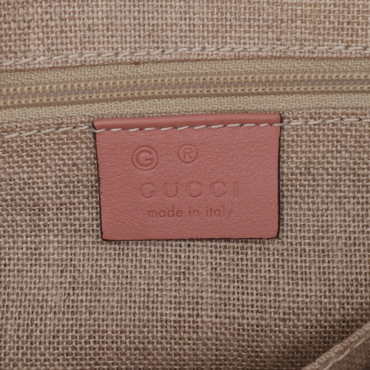 Gucci Small Microguccissima Bree Satchel Roze