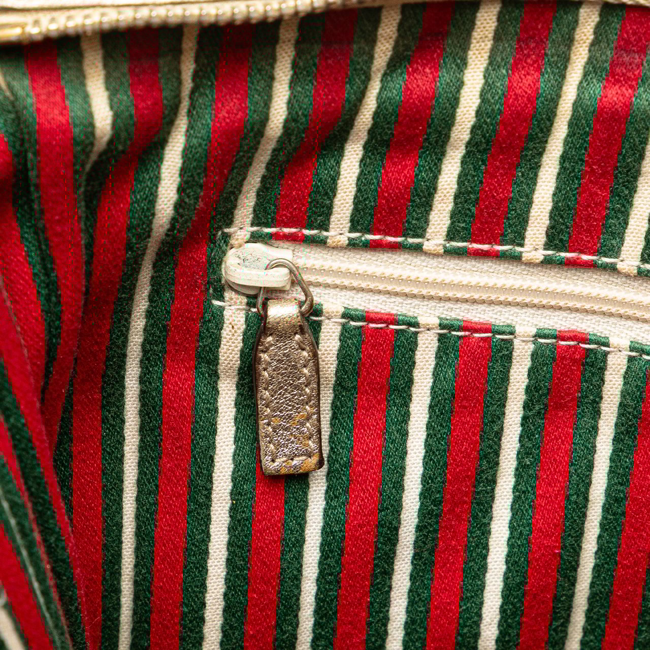 Gucci GG Canvas Abbey D Ring Crossbody Bruin