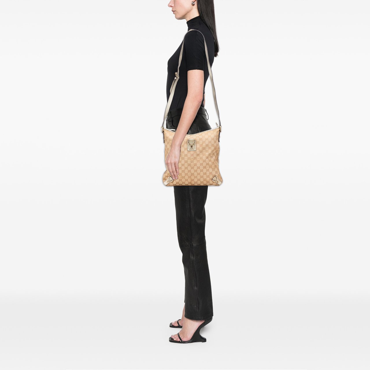 Gucci GG Canvas Abbey D Ring Crossbody Bruin