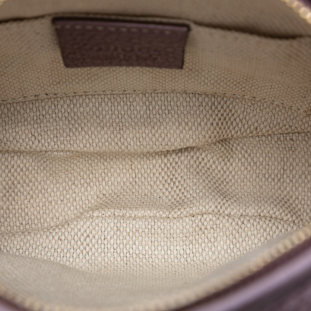 Gucci Mini Metallic Pebbled Calfskin Soho Chain Crossbody Paars