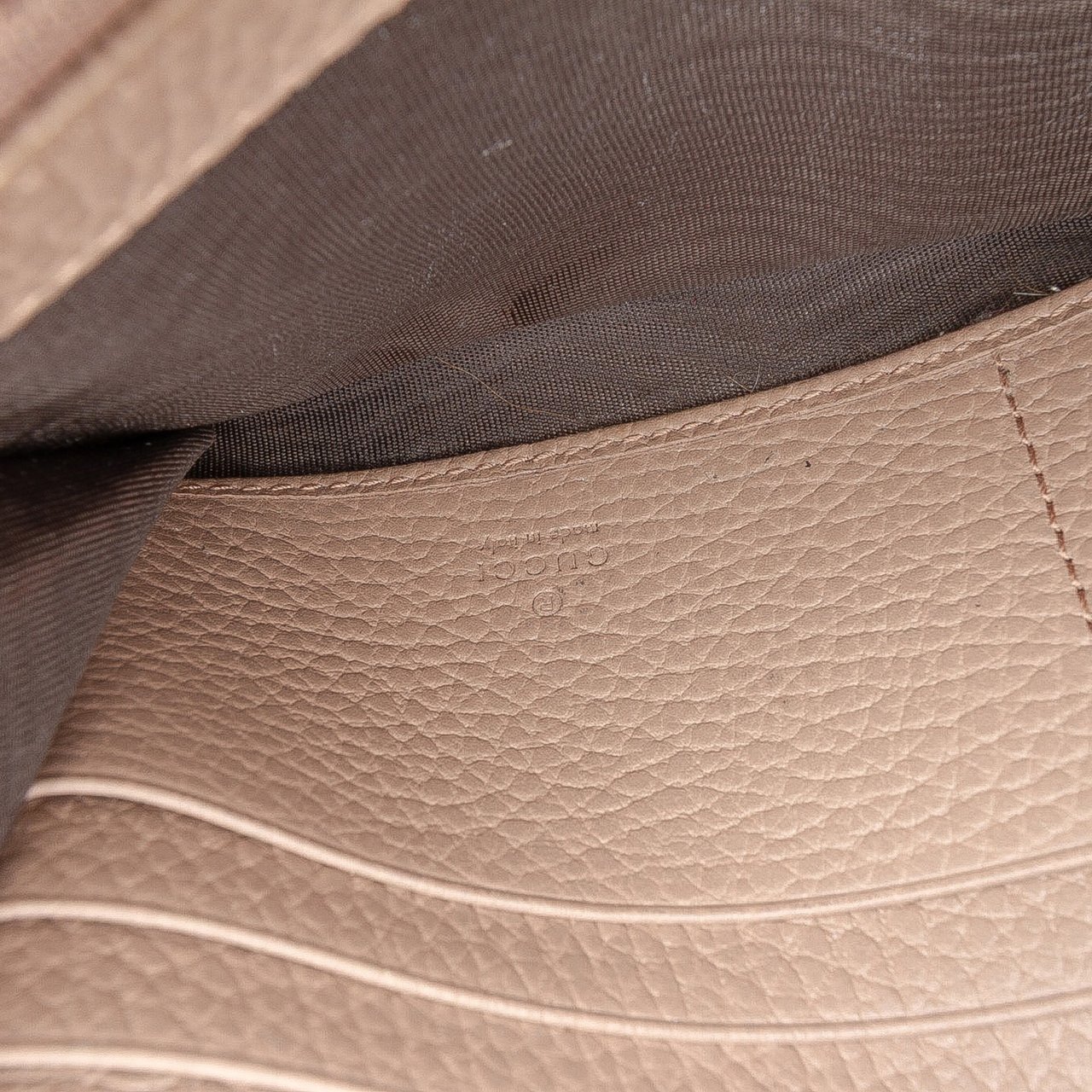 Gucci Bicolor GG Marmont GG Supreme Continental Wallet Bruin