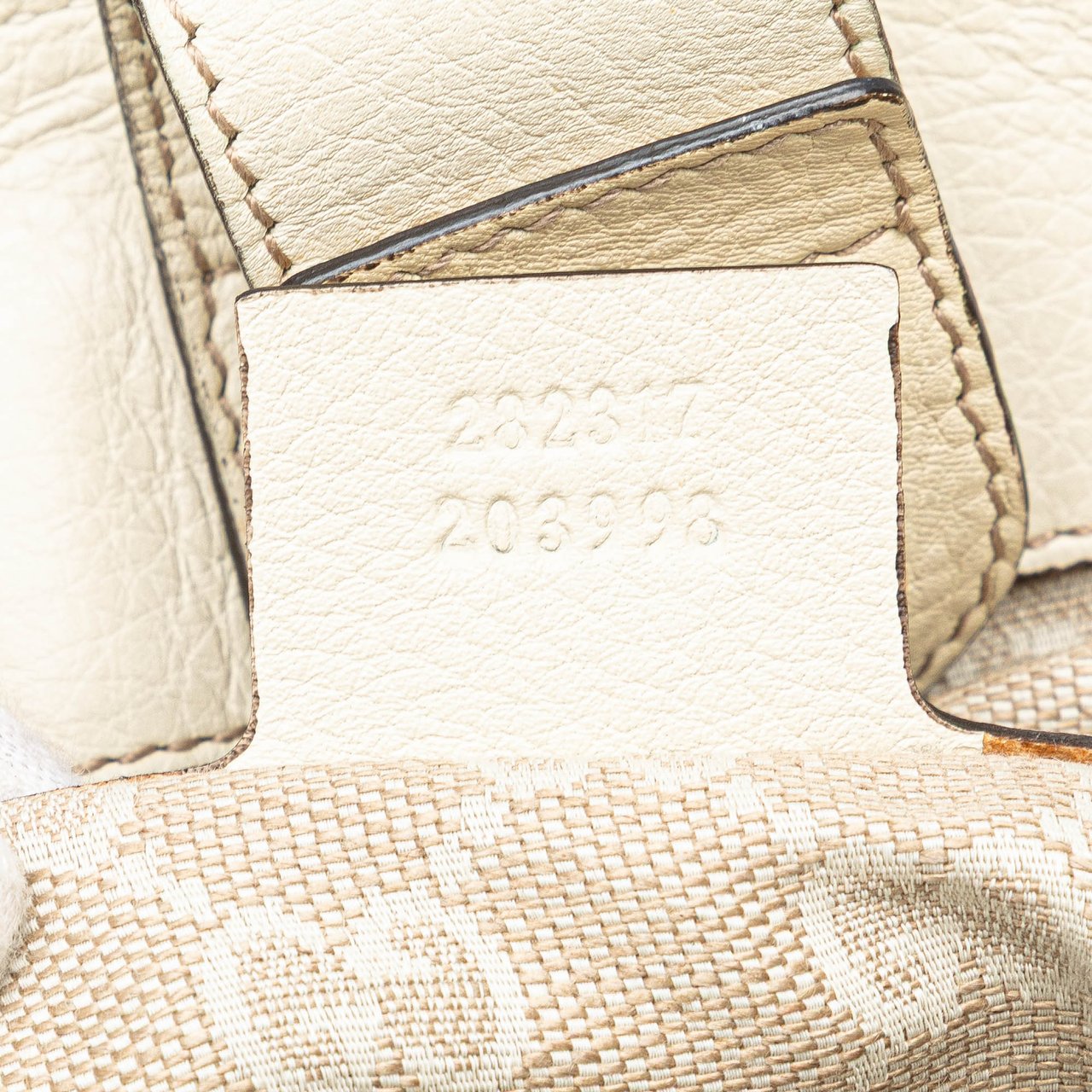 Gucci Medium Leather Bamboo Diana Tote Wit