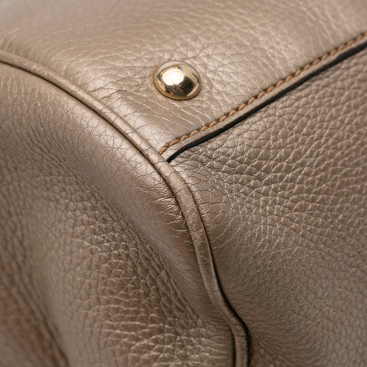 Gucci Medium Calfskin Bamboo Shopper Satchel Goud