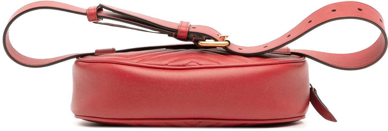 Gucci Small GG Marmont Matelasse Leather Belt Bag Rood