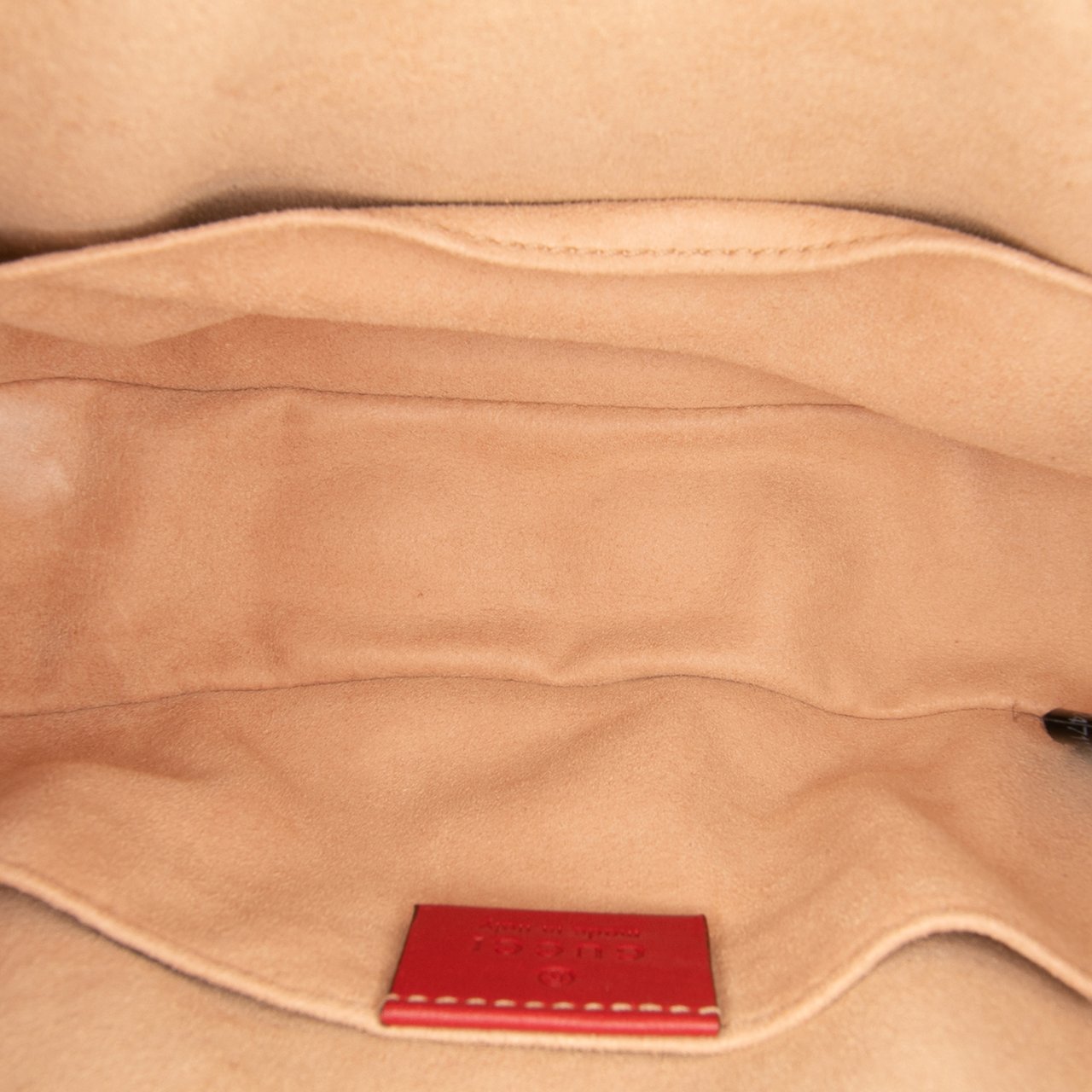 Gucci Small GG Marmont Matelasse Leather Belt Bag Rood