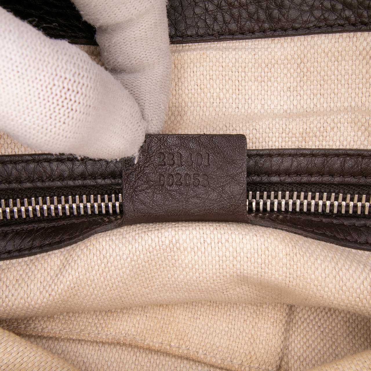 Gucci GG Canvas Crossbody Bruin