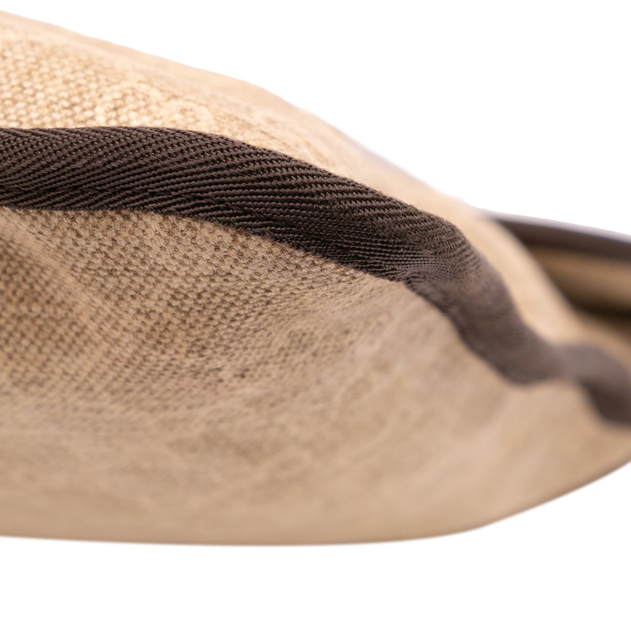 Gucci GG Canvas Crossbody Bruin