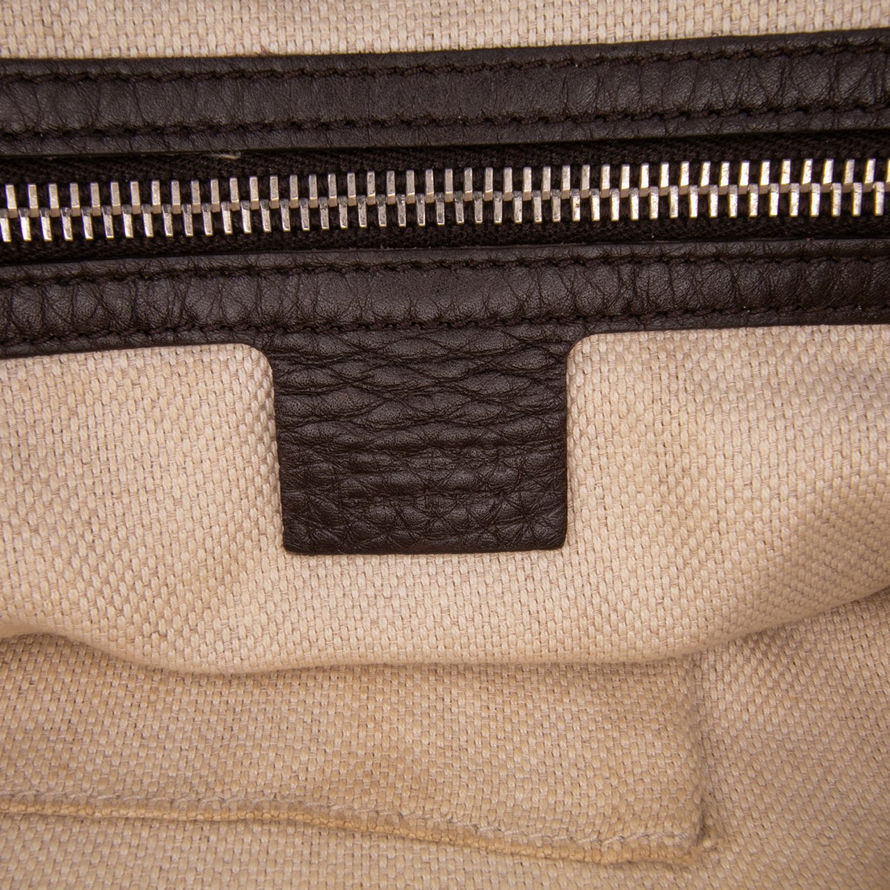 Gucci GG Canvas Crossbody Bruin