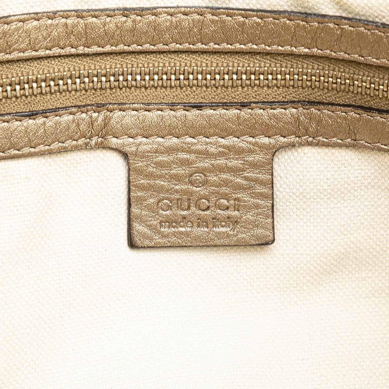 Gucci Large Leather Bella Tote Goud