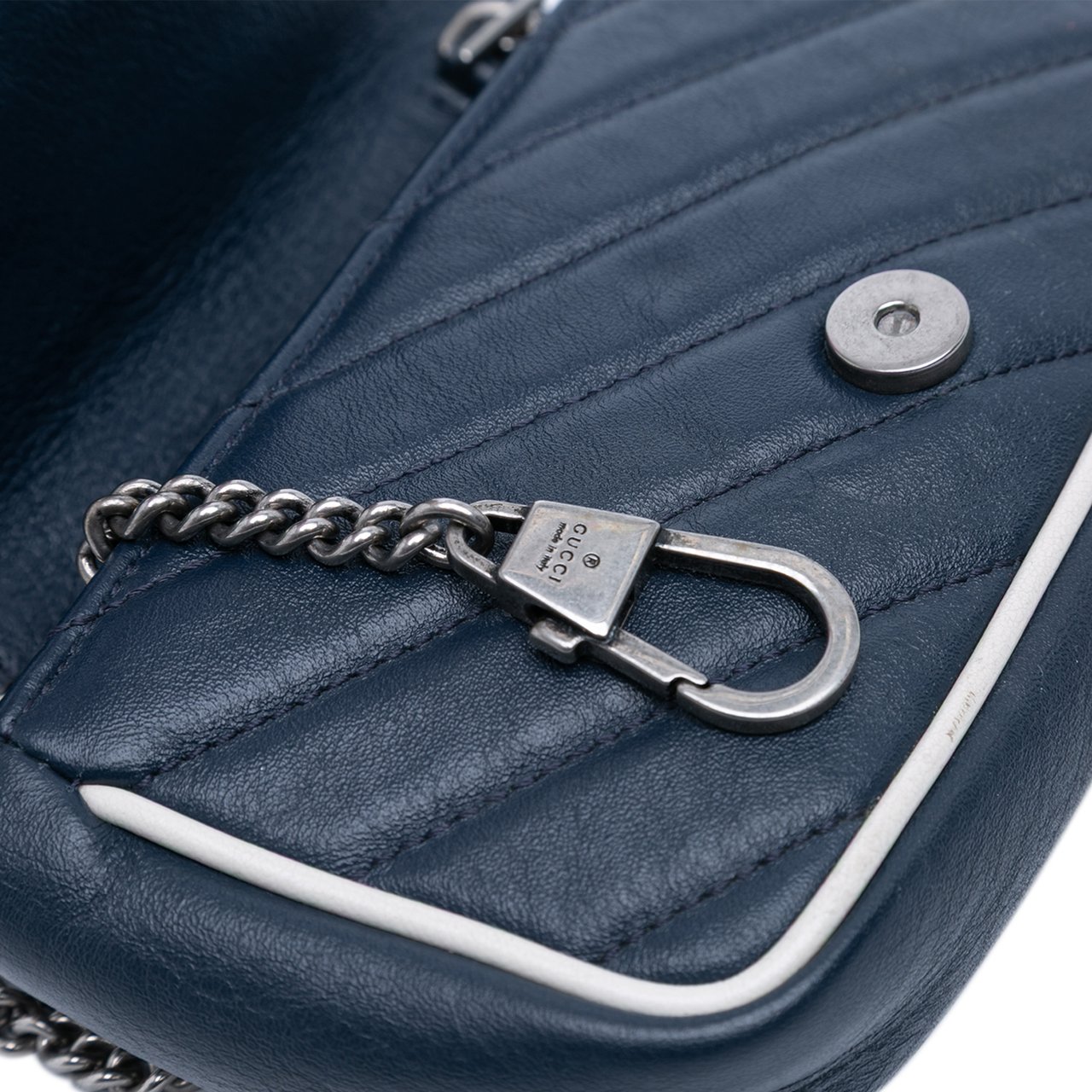 Gucci Super Mini GG Marmont Matelasse Leather Torchon Flap Crossbody Blauw