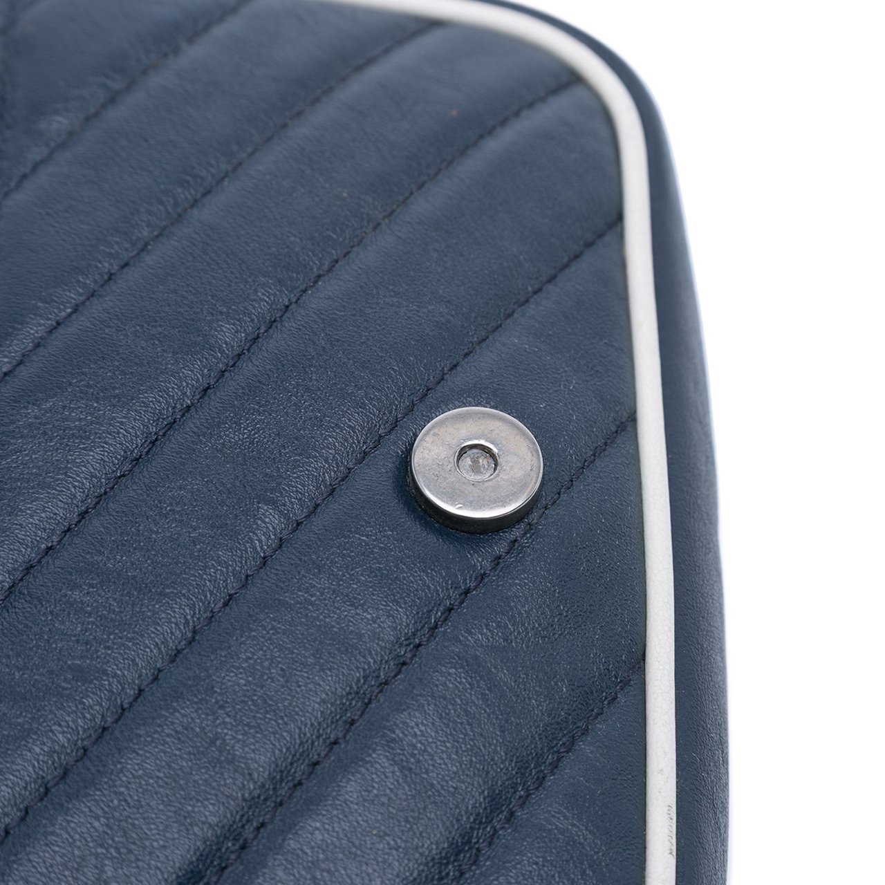 Gucci Super Mini GG Marmont Matelasse Leather Torchon Flap Crossbody Blauw