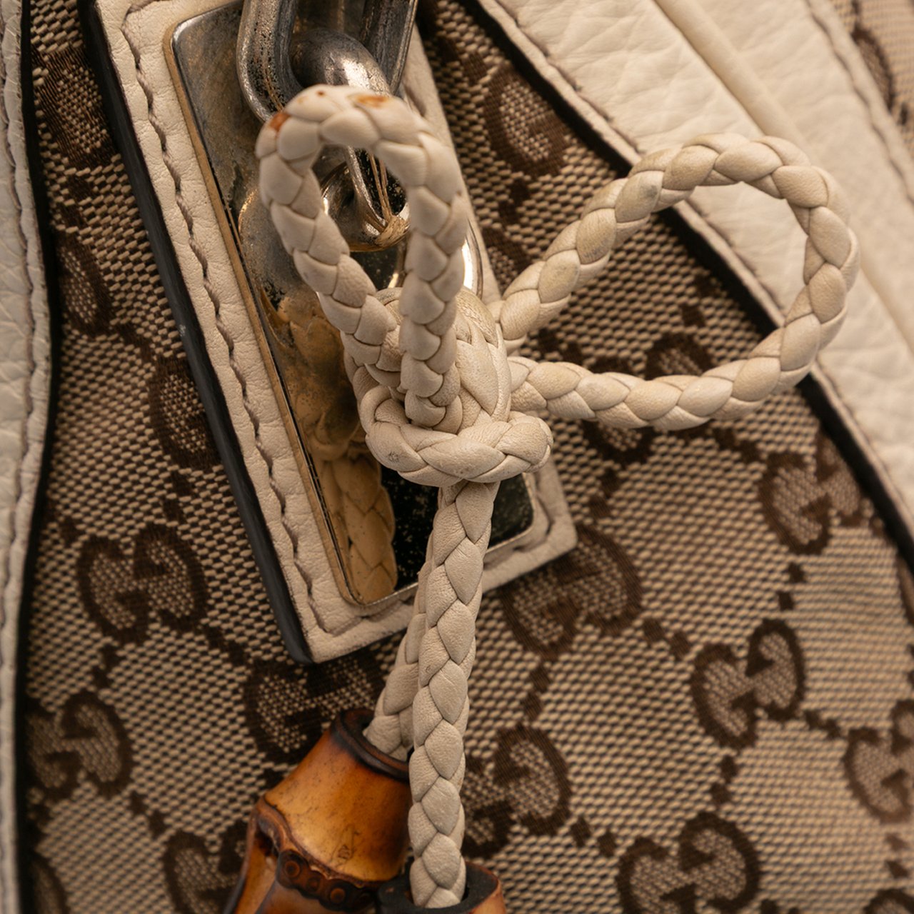 Gucci Medium GG Canvas Bella Shoulder Bag Bruin
