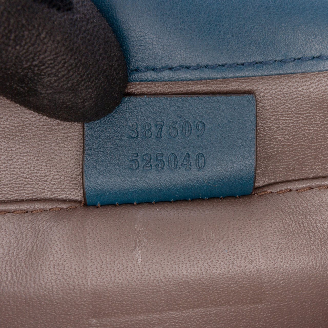 Gucci Small Polished Calfskin Interlocking G Dollar Crossbody Blauw