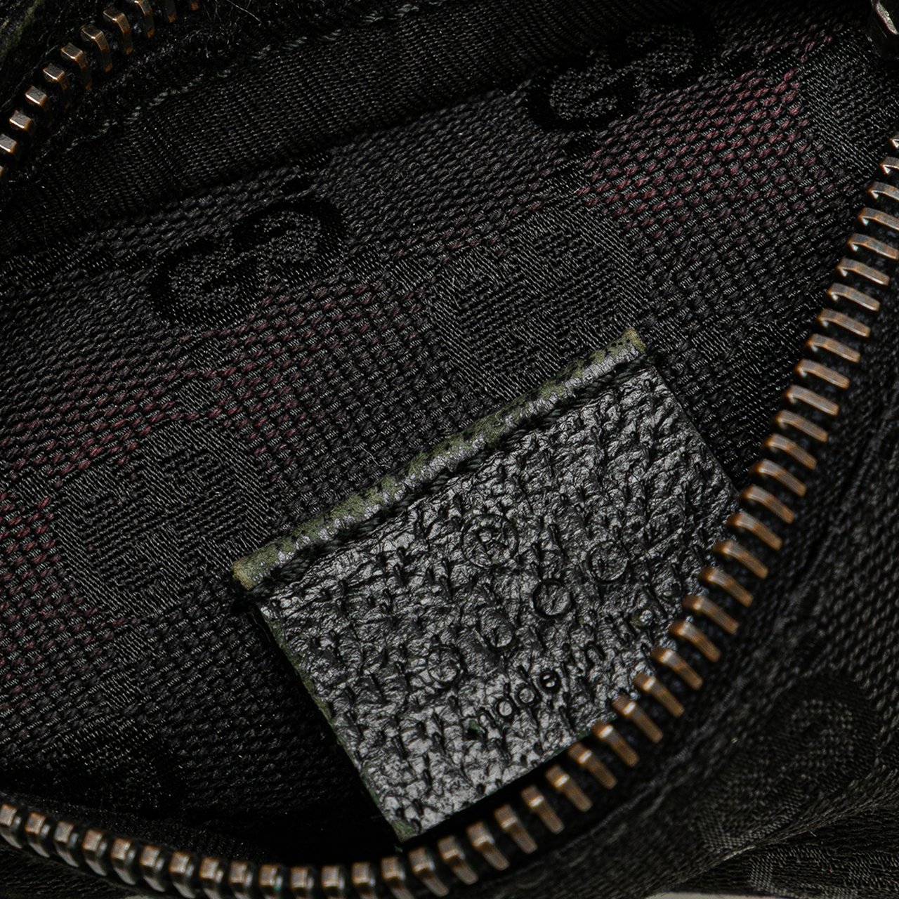 Gucci GG Canvas Double Pocket Belt Bag Zwart