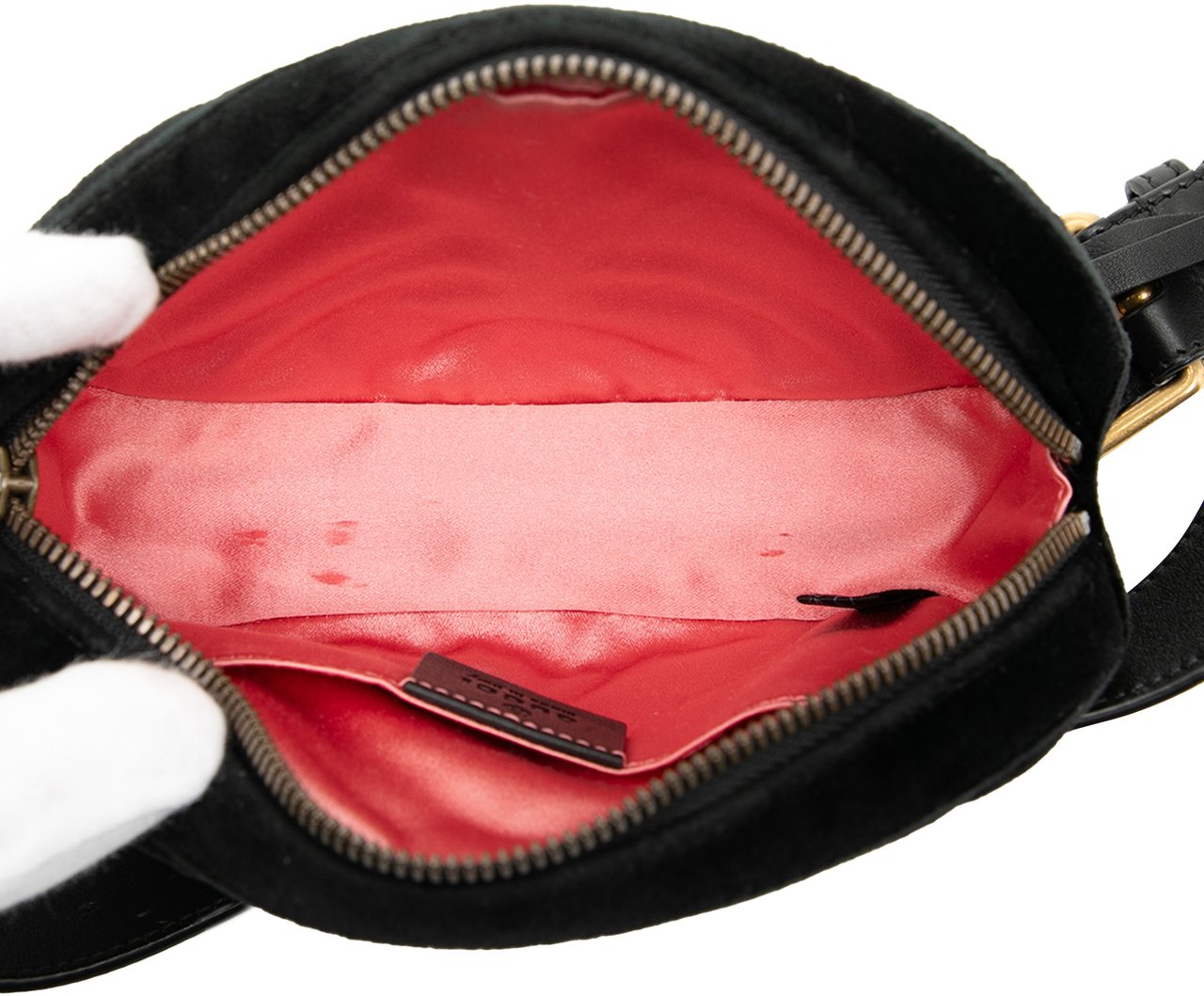 Gucci GG Marmont Matelasse Velvet Belt Bag Zwart