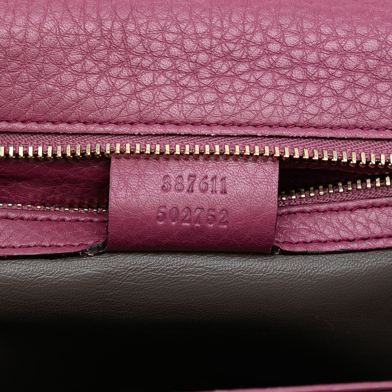 Gucci Medium Leather Miss Bamboo Crossbody Roze