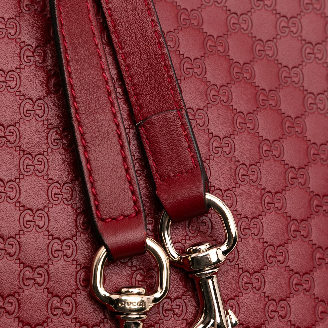 Gucci Large Microguccissima Dome Satchel Rood