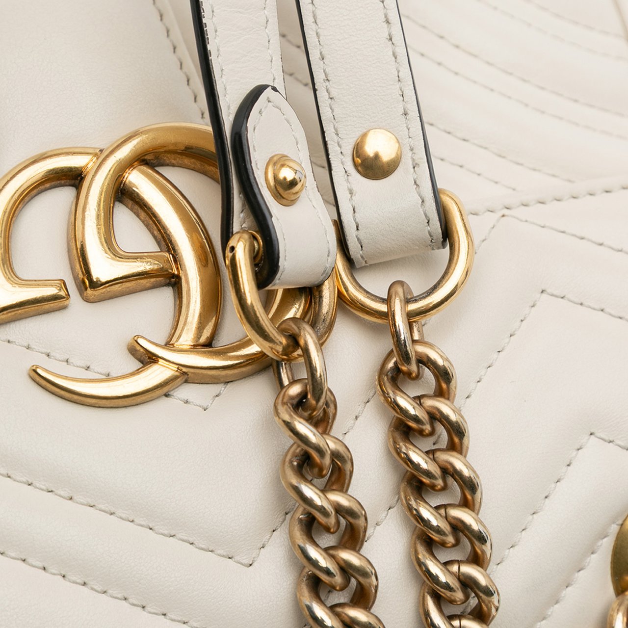 Gucci Small GG Marmont Matelasse Leather Shoulder Bag Wit