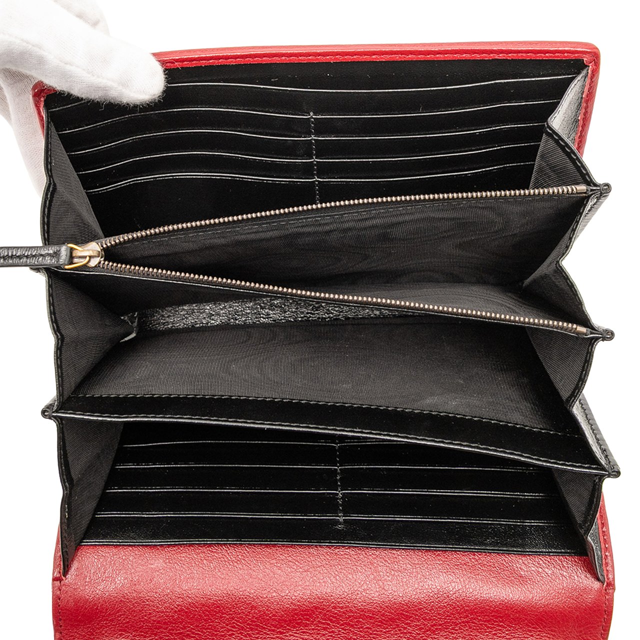 Gucci GG Marmont Matelasse Leather Torchon Wallet On Chain Zwart