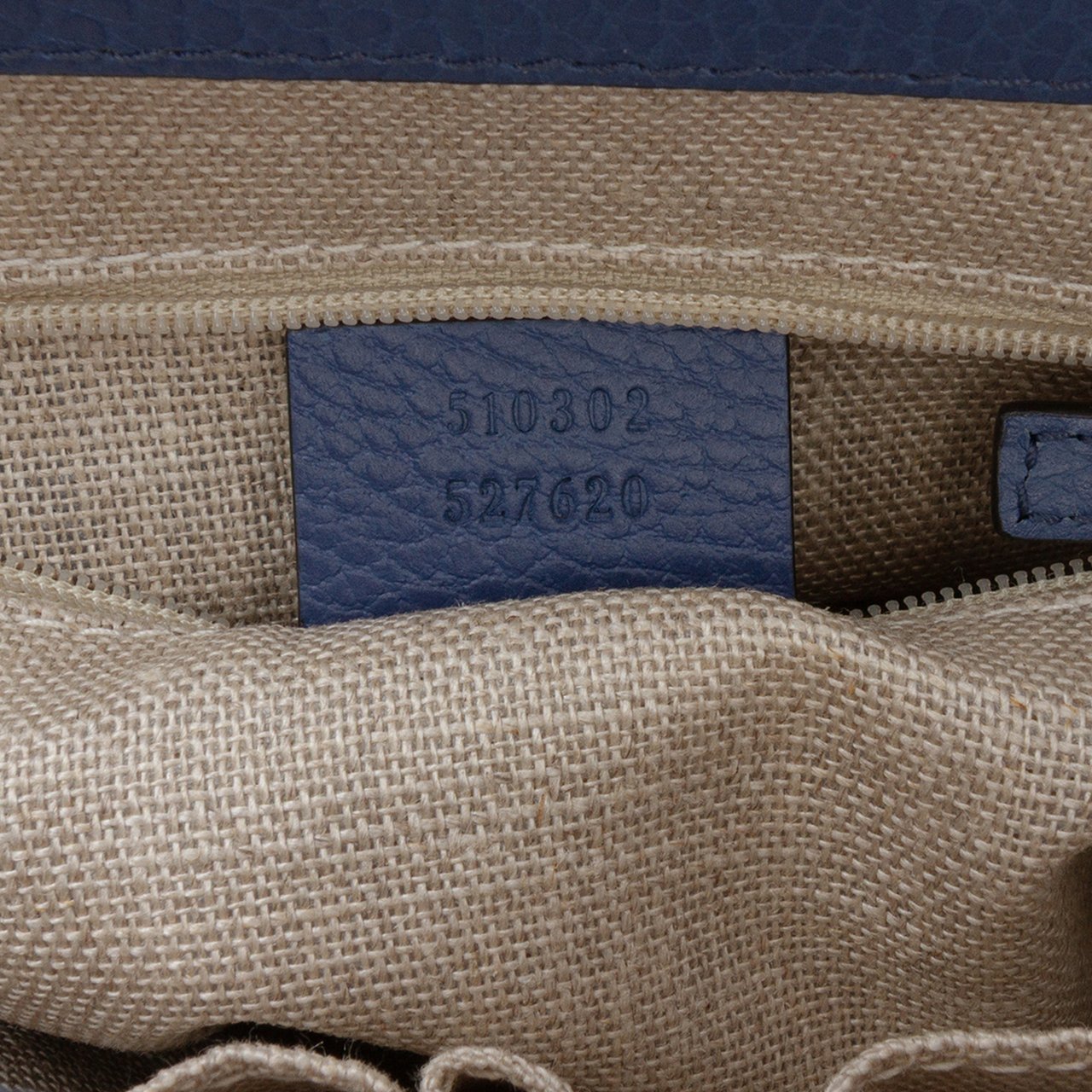 Gucci Small Dollar Calf Interlocking G Satchel Blauw