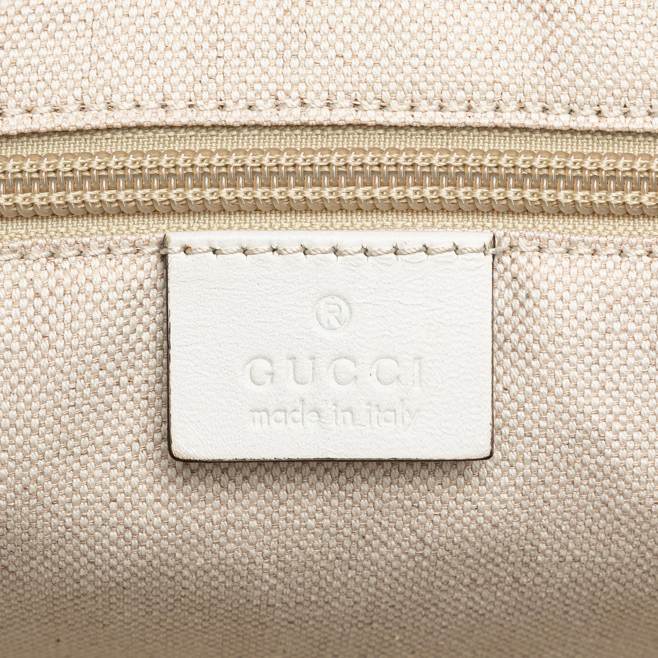 Gucci Canvas Heartbeat Tote Rood