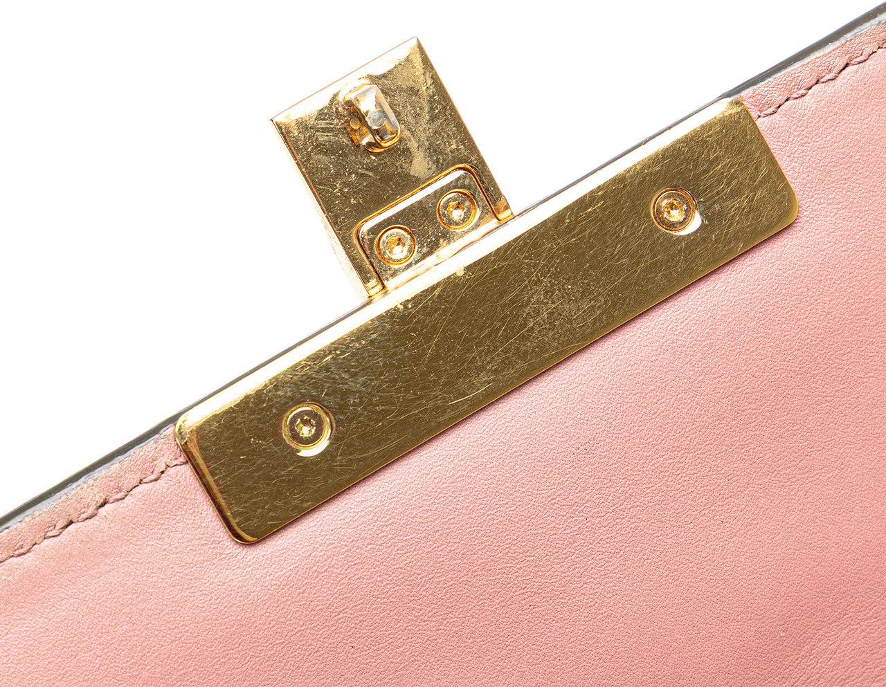 Gucci Small Pearl Studded Leather Padlock Crossbody Roze