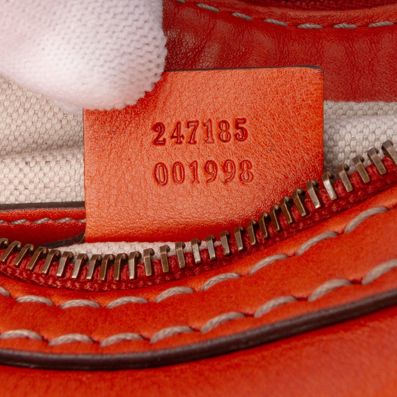 Gucci Medium Leather Running Satchel Oranje