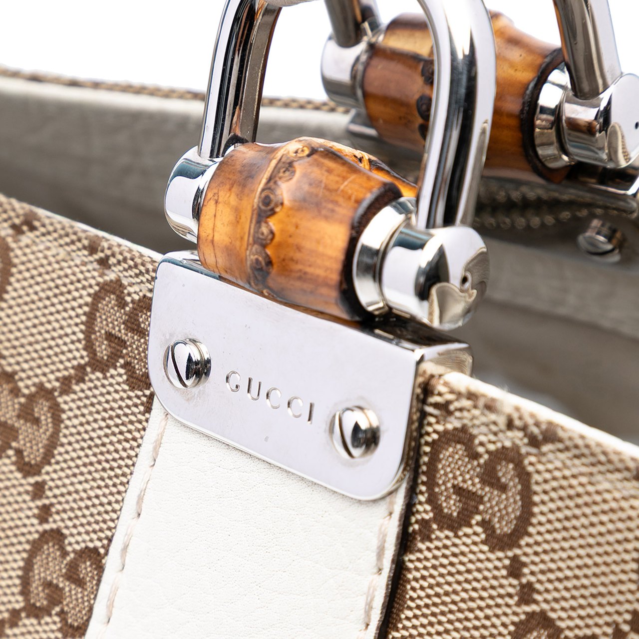 Gucci Medium GG Canvas Bamboo Libeccio Tote Bruin