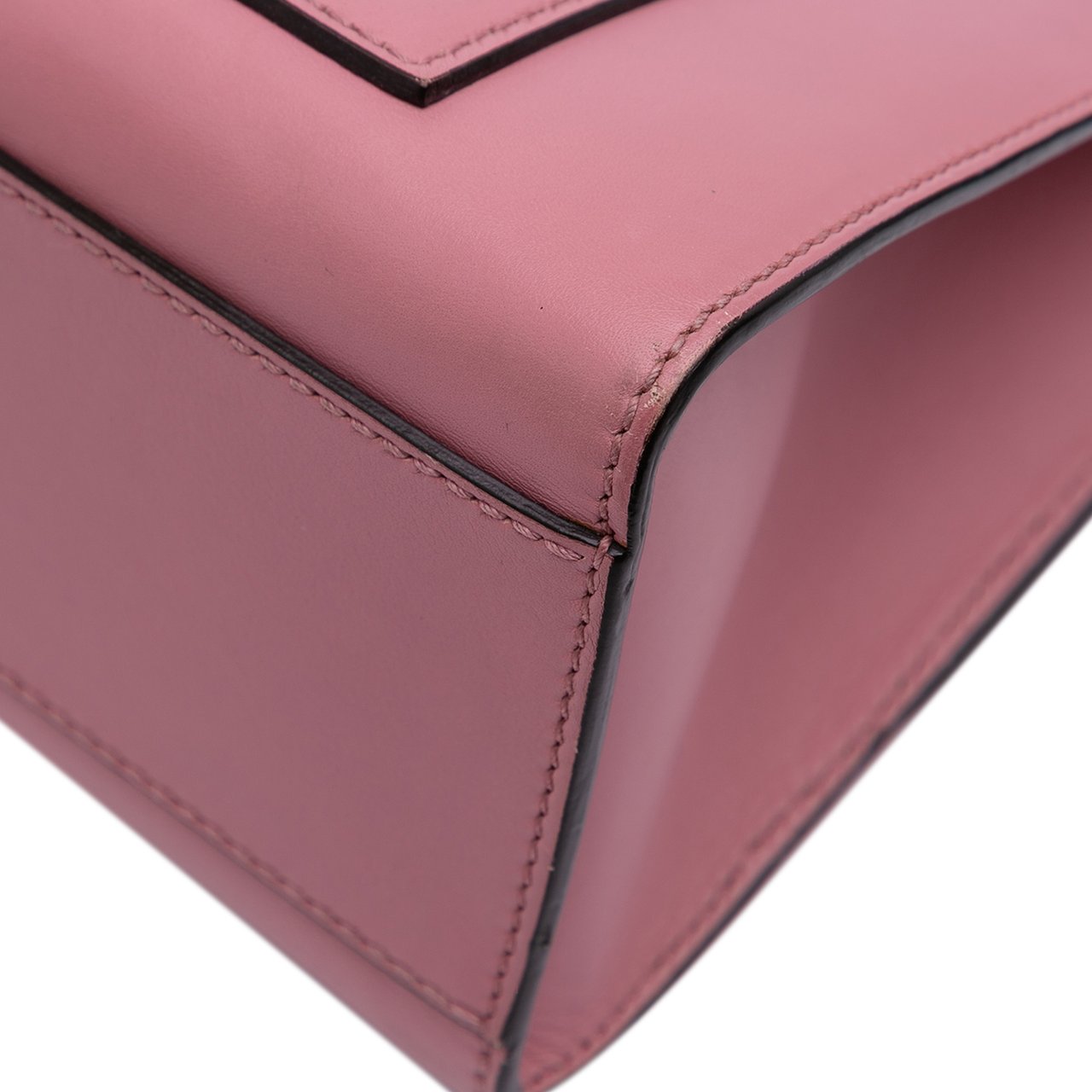 Gucci Medium Leather Padlock Shoulder Bag Roze
