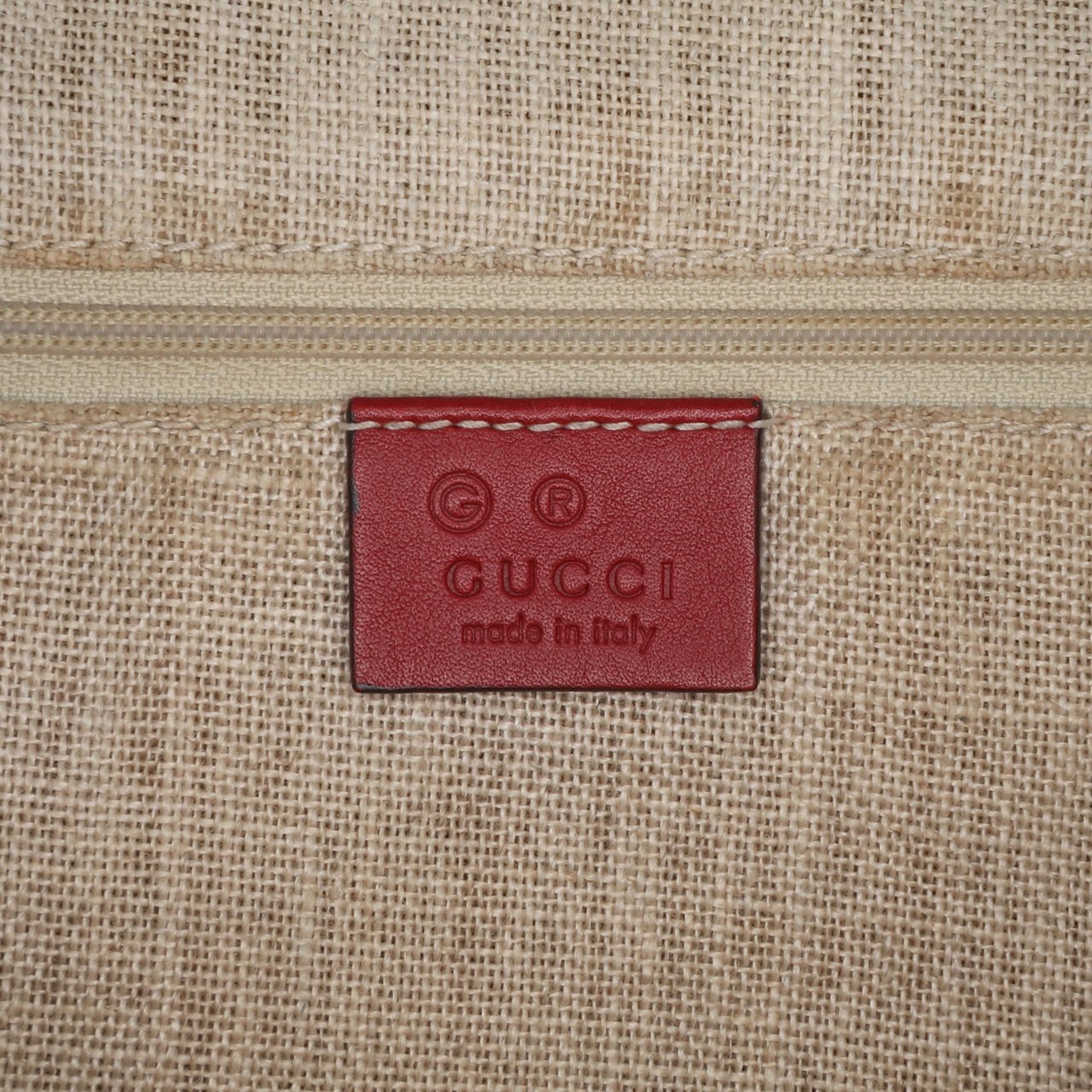 Gucci Medium Microguccissima Dome Satchel Rood