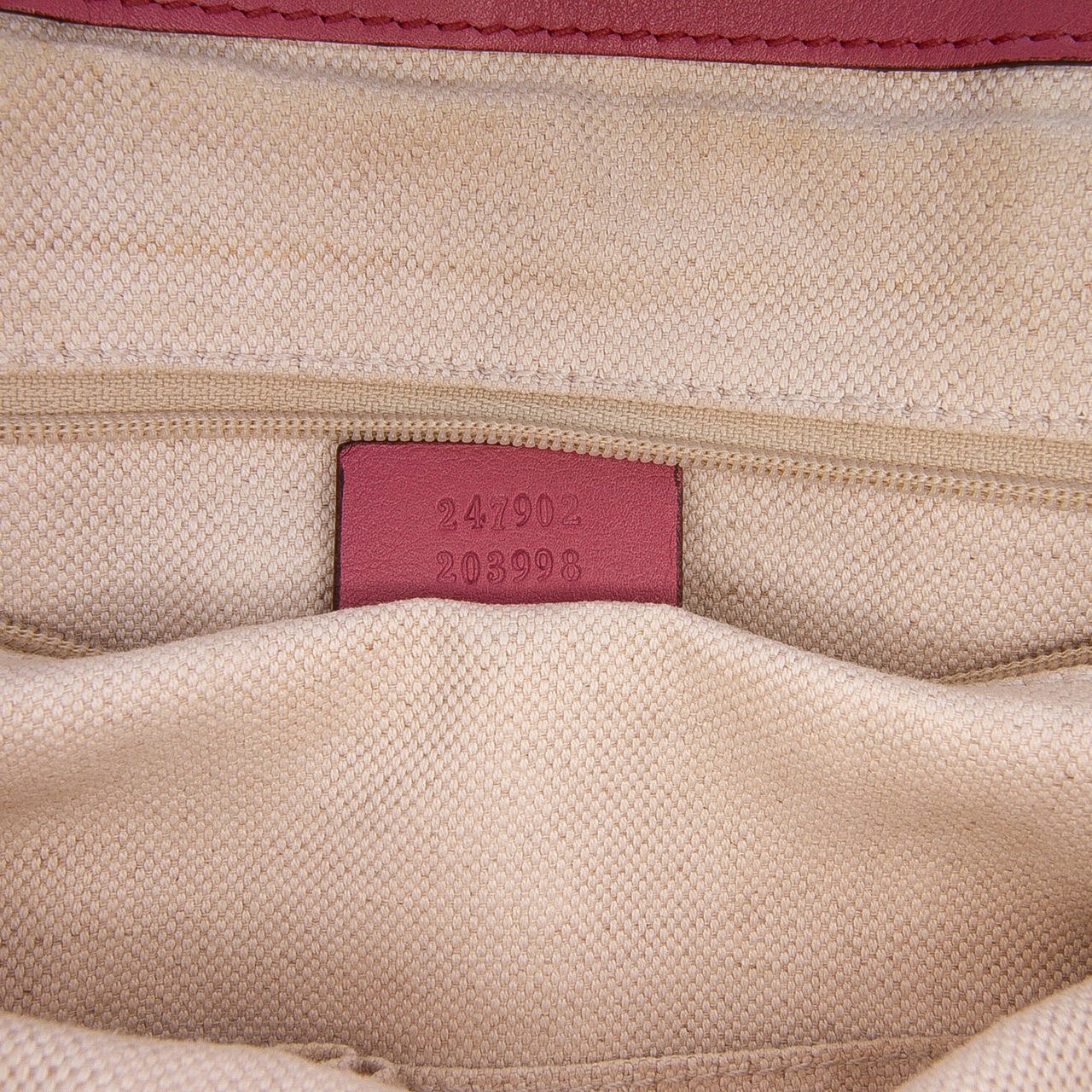 Gucci Microguccissima Sukey Satchel Roze
