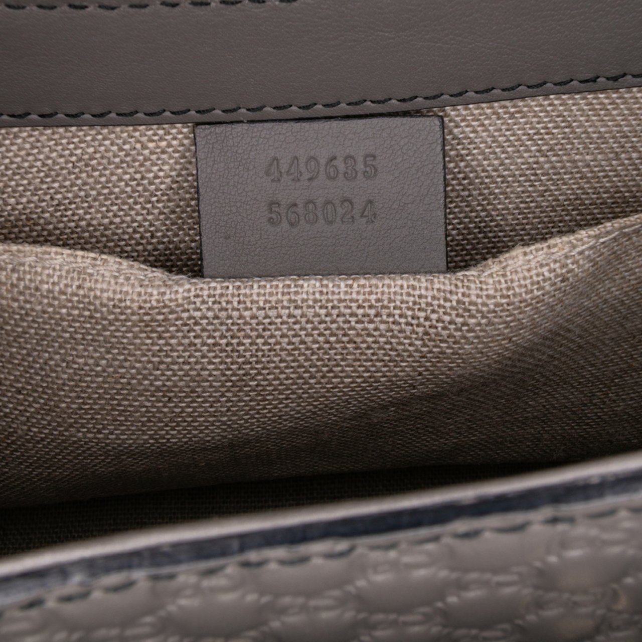 Gucci Medium Microguccissima Emily Shoulder Bag Grijs